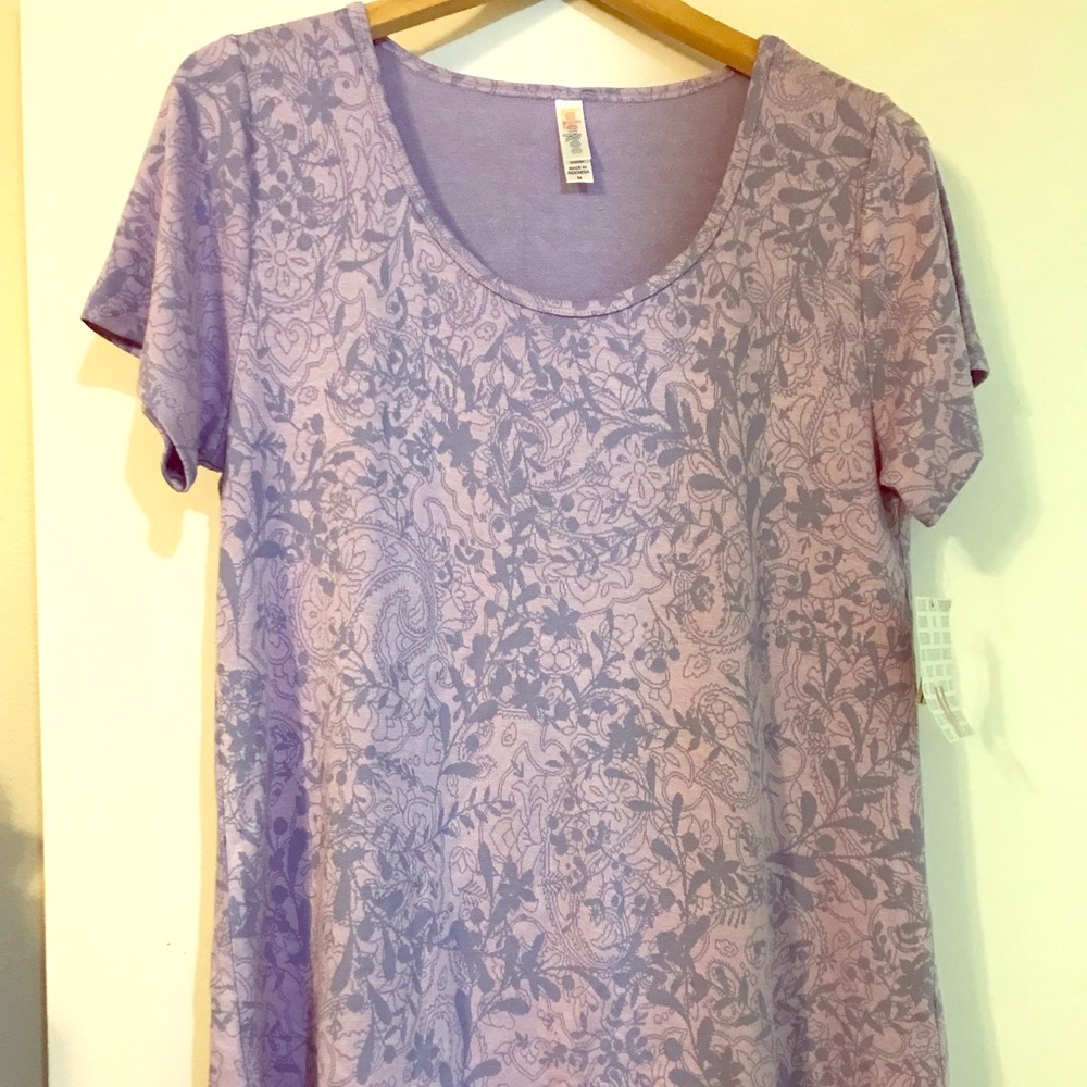 NWT Lularoe Classic T Medium